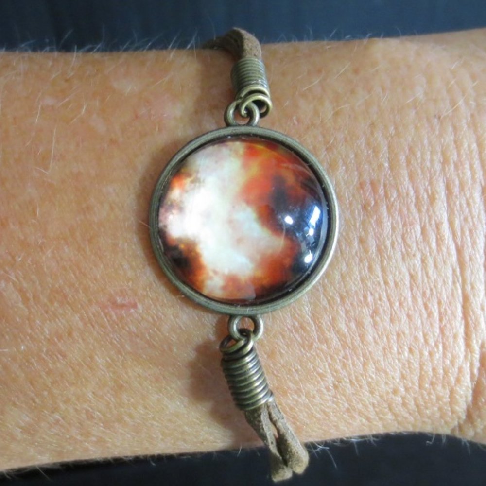 New World Glass Bracelet Astro Galactic Cabochon Bronze Tone Leather Unisex 7"